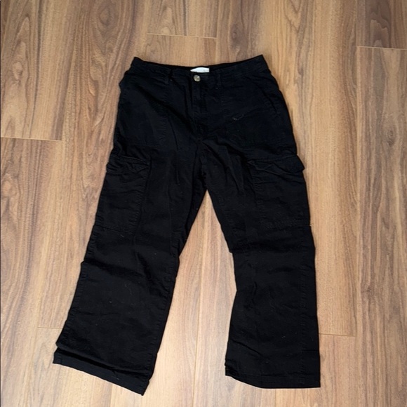 Zara Pants - Zara Black Cargo Pants Relaxed Fit